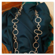esempio di collana in allumionio riciclato